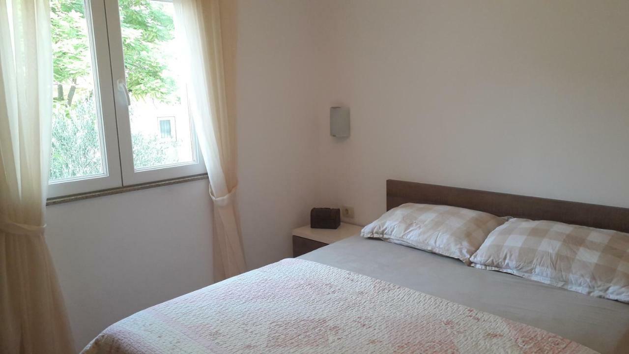 Apartmani Zilic Dugi Rat Exterior photo